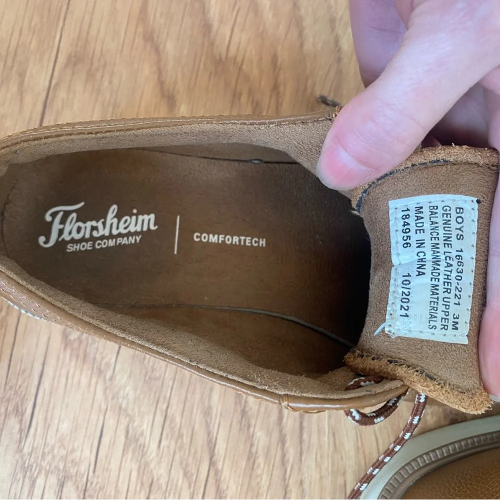 Florsheim Brown Leather Oxfords with Lace-Up Design - Picture 6 of 6